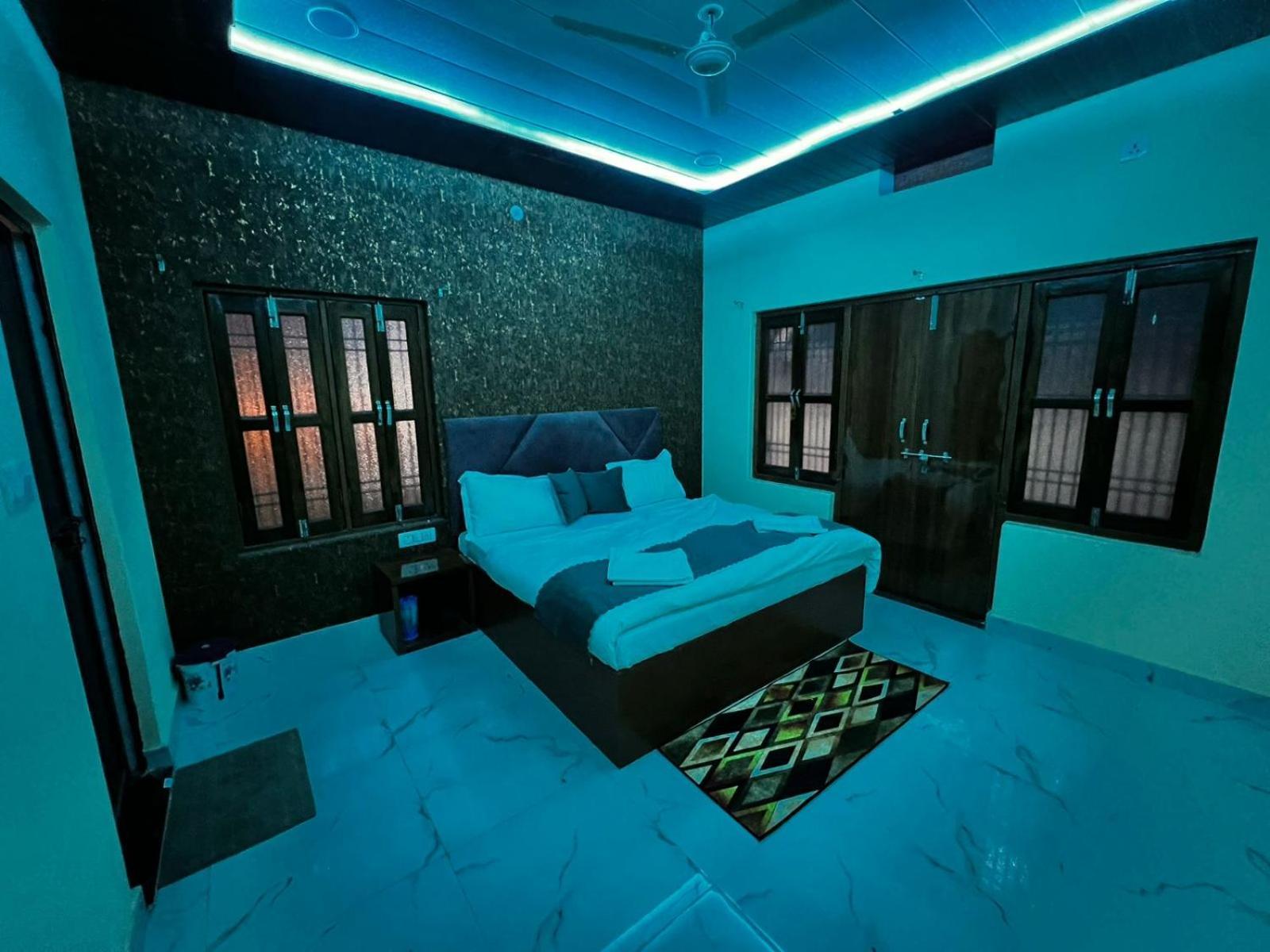 Hotel Gulab Residency à Bénarès Extérieur photo