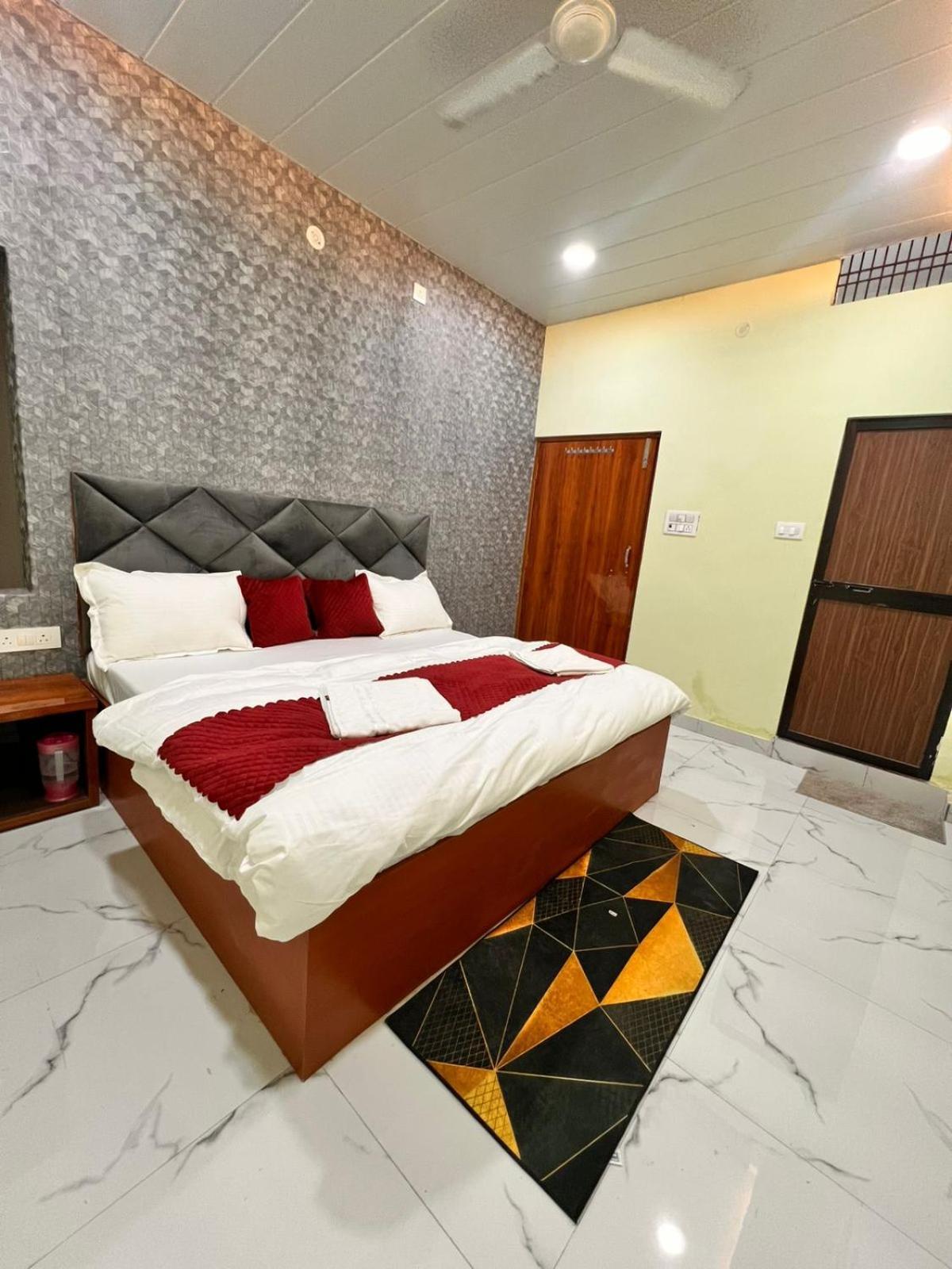 Hotel Gulab Residency à Bénarès Extérieur photo