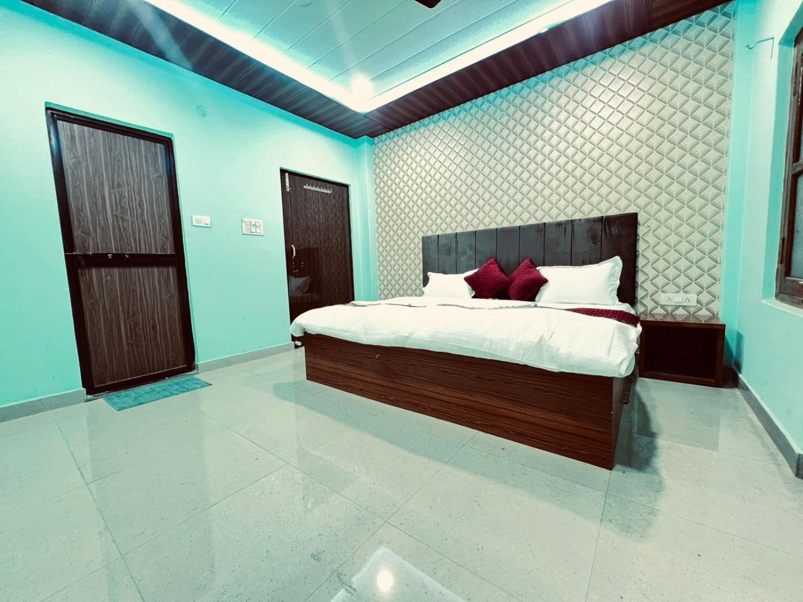 Hotel Gulab Residency à Bénarès Extérieur photo